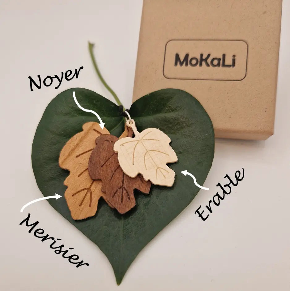 Pendentif feuille de Figuier Rethel écoresponsable MoKaLi merisier noyer erable